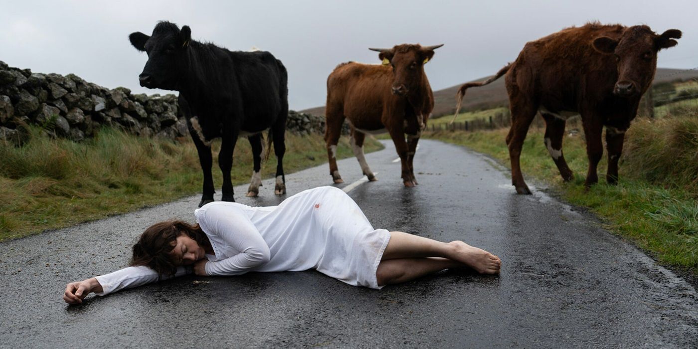 Ruth Wilson's Lorna lying on the road in The Woman in the Wall