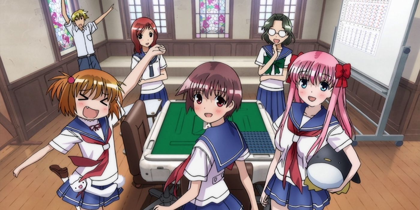 Mesa de mahjong com arte da capa do anime Saki