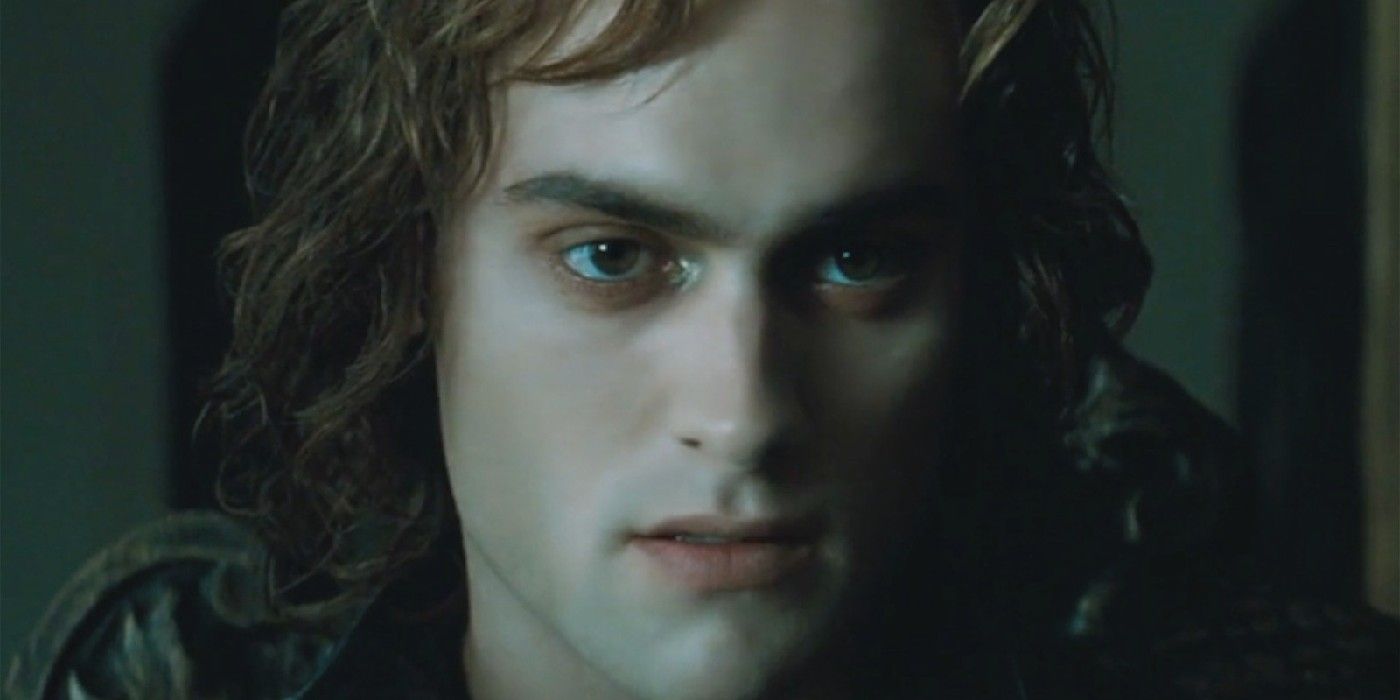 stuart townsend as the vampire lestat in Queen of the Damned close-up