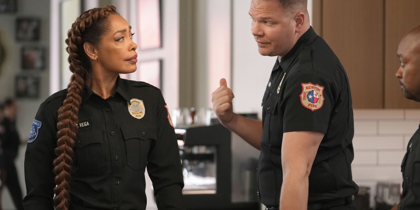 Tommy (Gina Torres) and Judd (Jim Parrack) looking at each other on 9-1-1 Lone Star