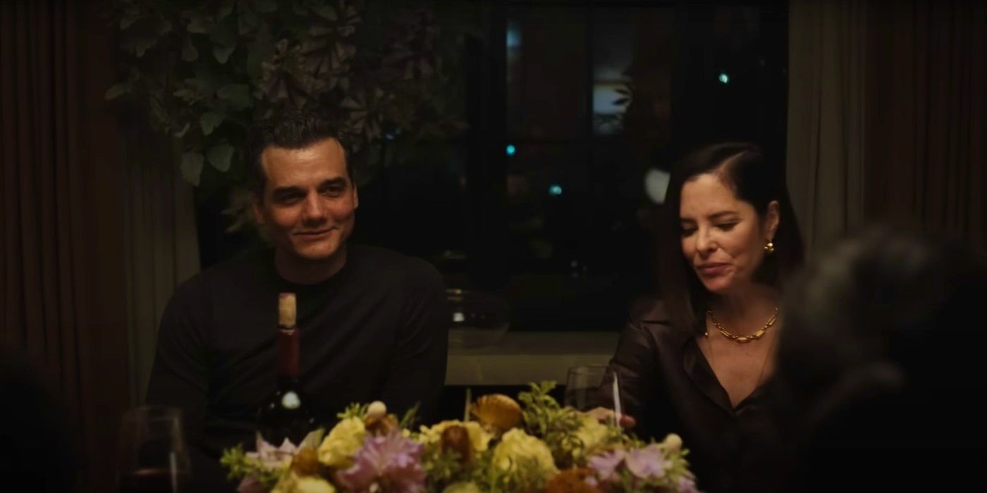 Wagner Moura as John Smith and Parker Posey as Jane Smith having dinner in episode 4 of Mr & Mrs Smith