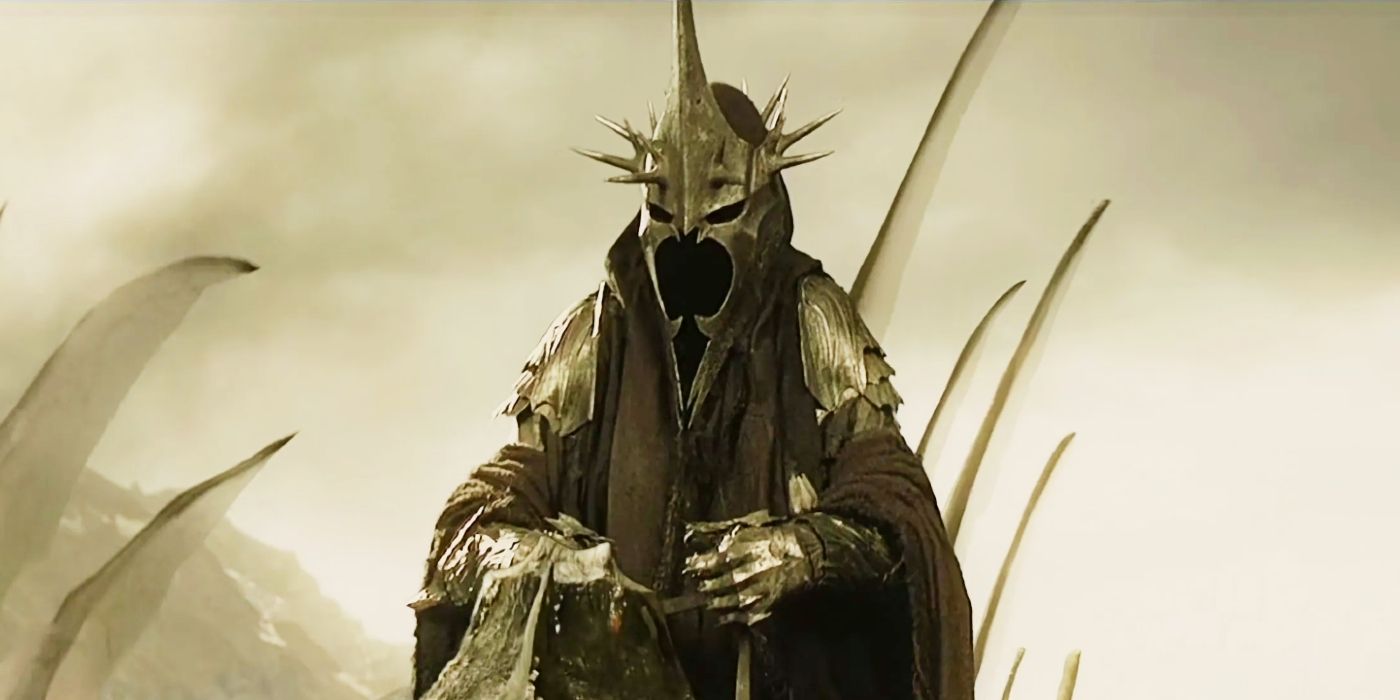 Witch-king riding his fell beast in The Lord of the Rings: The Return of the King