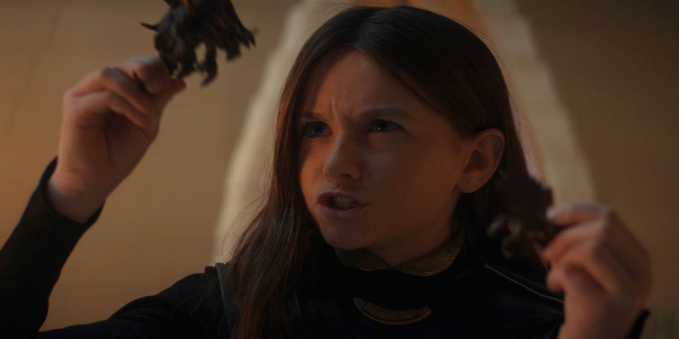 A jovem Sylvie/Loki (Cailey Fleming) tocando em Asgard na 1ª temporada de Loki