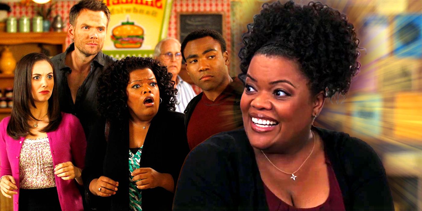Yvette Nicole Brown as Shirley smiling at the study group in Community