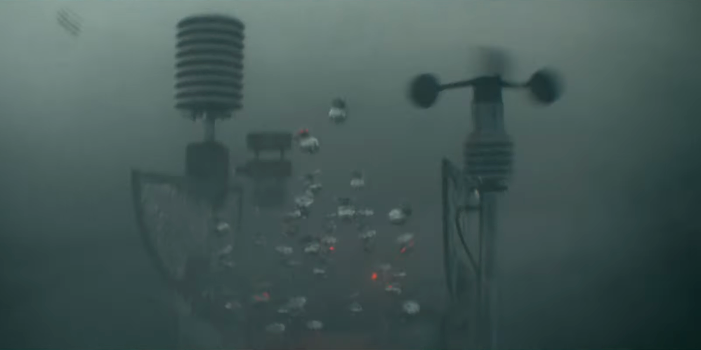 Une photo des capsules de capteurs Dorothy volant dans une tornade dans Twisters
