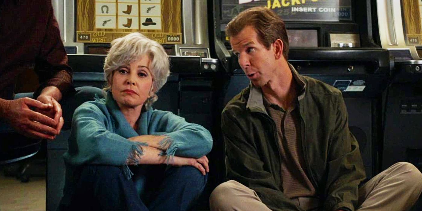 Annie Potts como Meemaw e Matt Hobby como Pastor Jeff na 6ª temporada de Young Sheldon