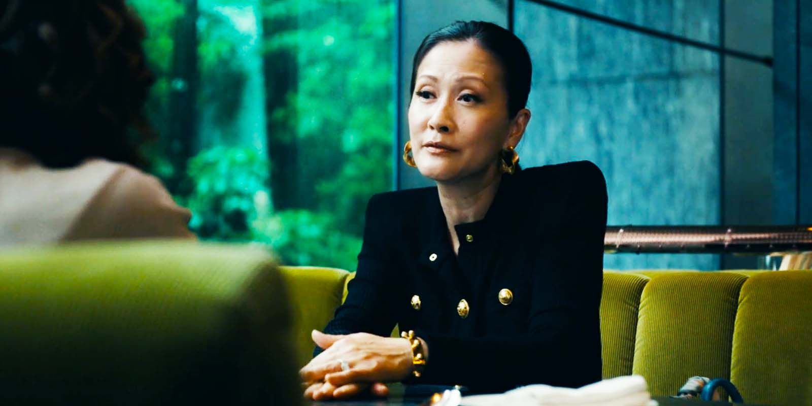 Flora Chan as Olivia Chu in Expats episode 5