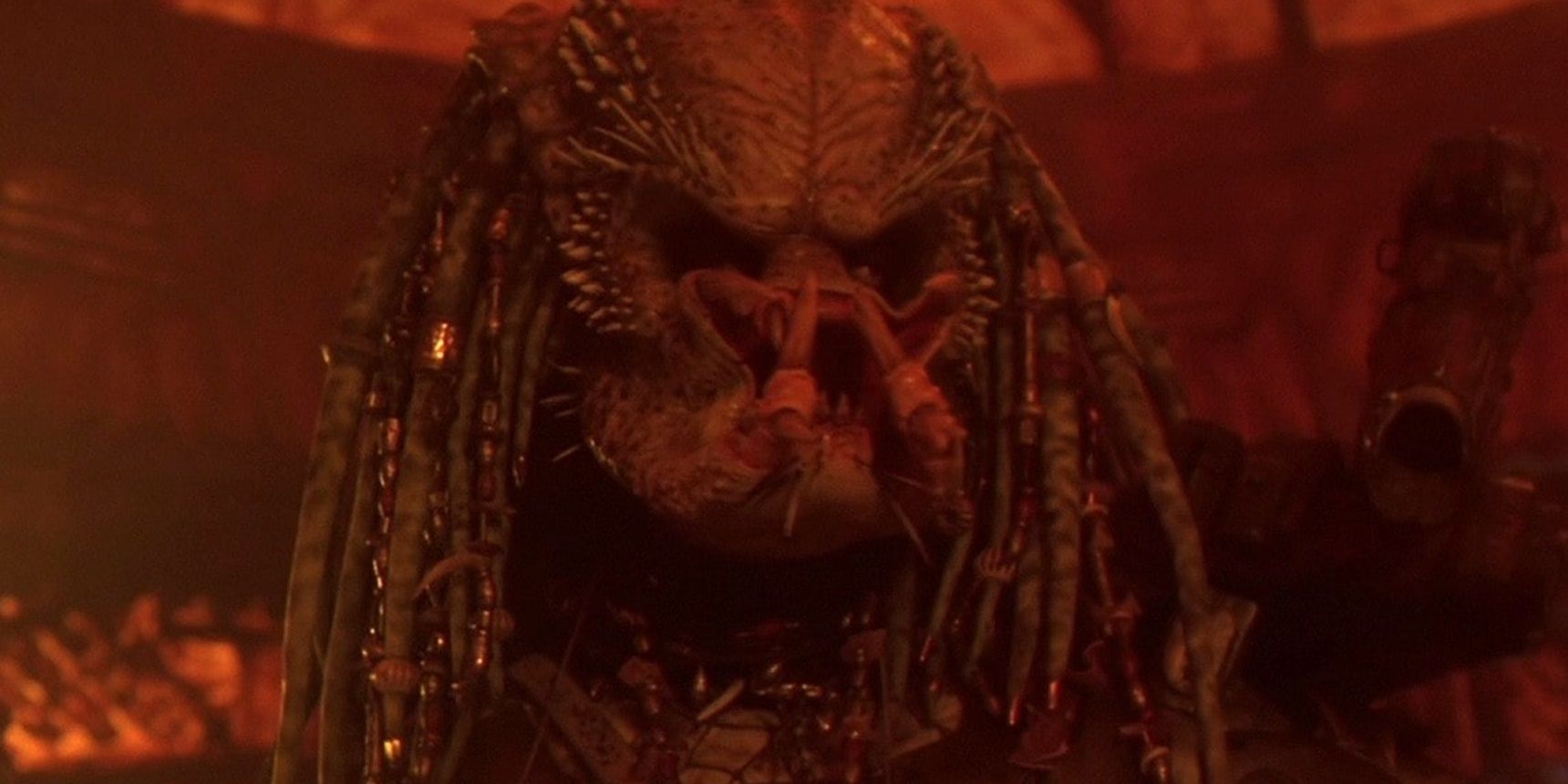The Predator Franchise Has Only Had One Significant Returning Character (& They’re Not Human)