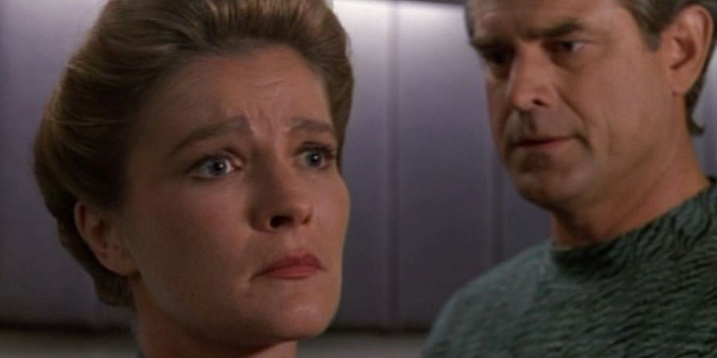 I Wish Star Trek: Voyager Showed More Of Captain Janeways Forgotten Fianc