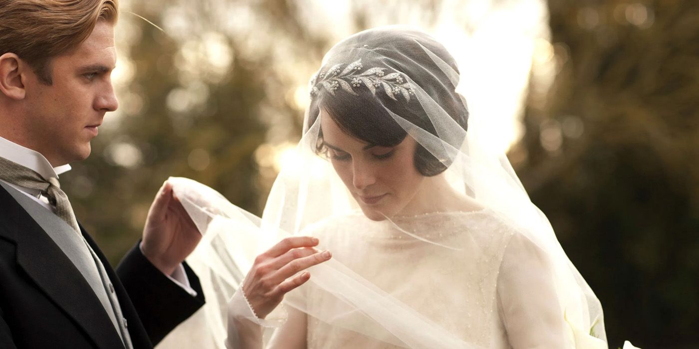 Lady Mary Crawley and Matthew in Downton Abbey at their wedding