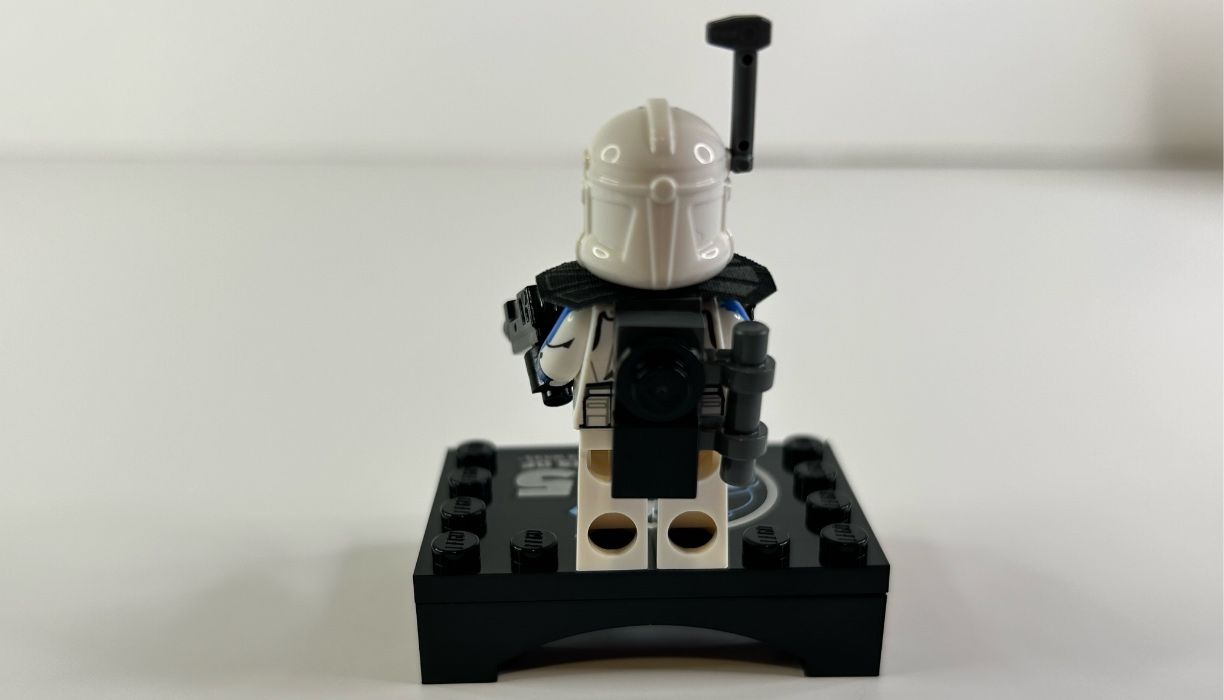 LEGO Star Wars 25th Anniversary Boarding The Tantive IV Review (75387)