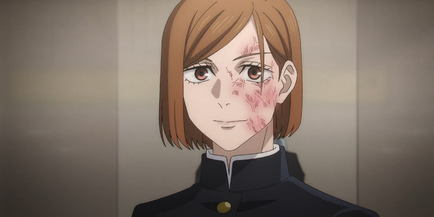 Nobara sorri enquanto metade de seu rosto começa a desfigurar antes de sua morte em Jujutsu Kaisen