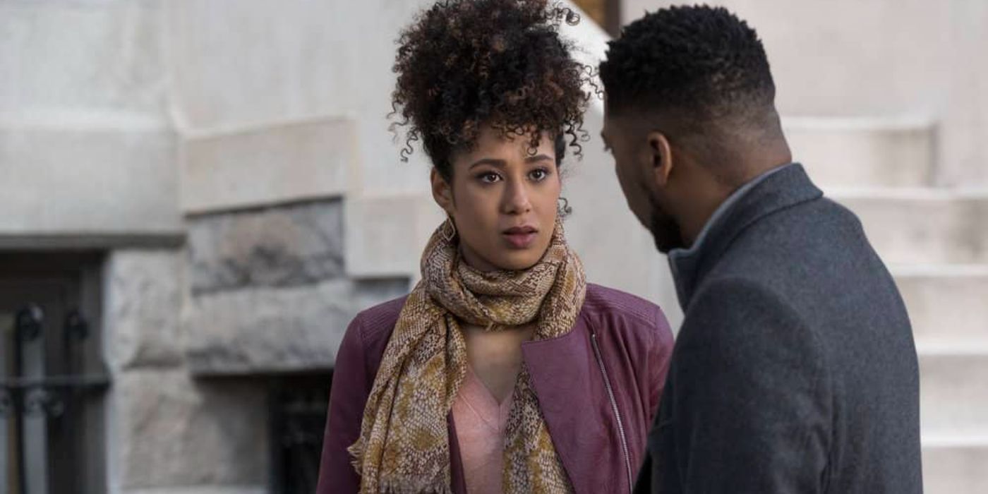 Reynolds (Jocko Sims) prestes a pedir Evie (Margot Bingham) em casamento em Nova Amsterdã.