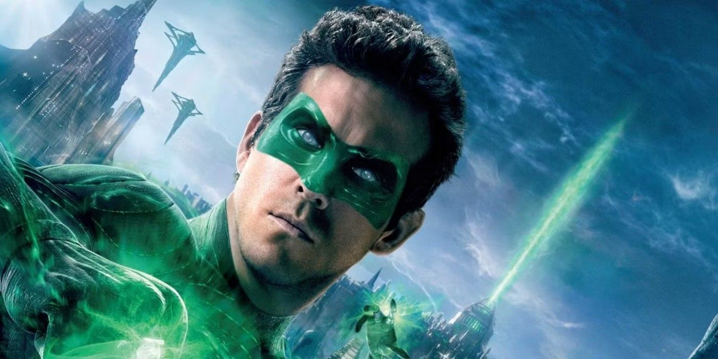 Image of Ryan Reynolds in a Green Lantern outfit.