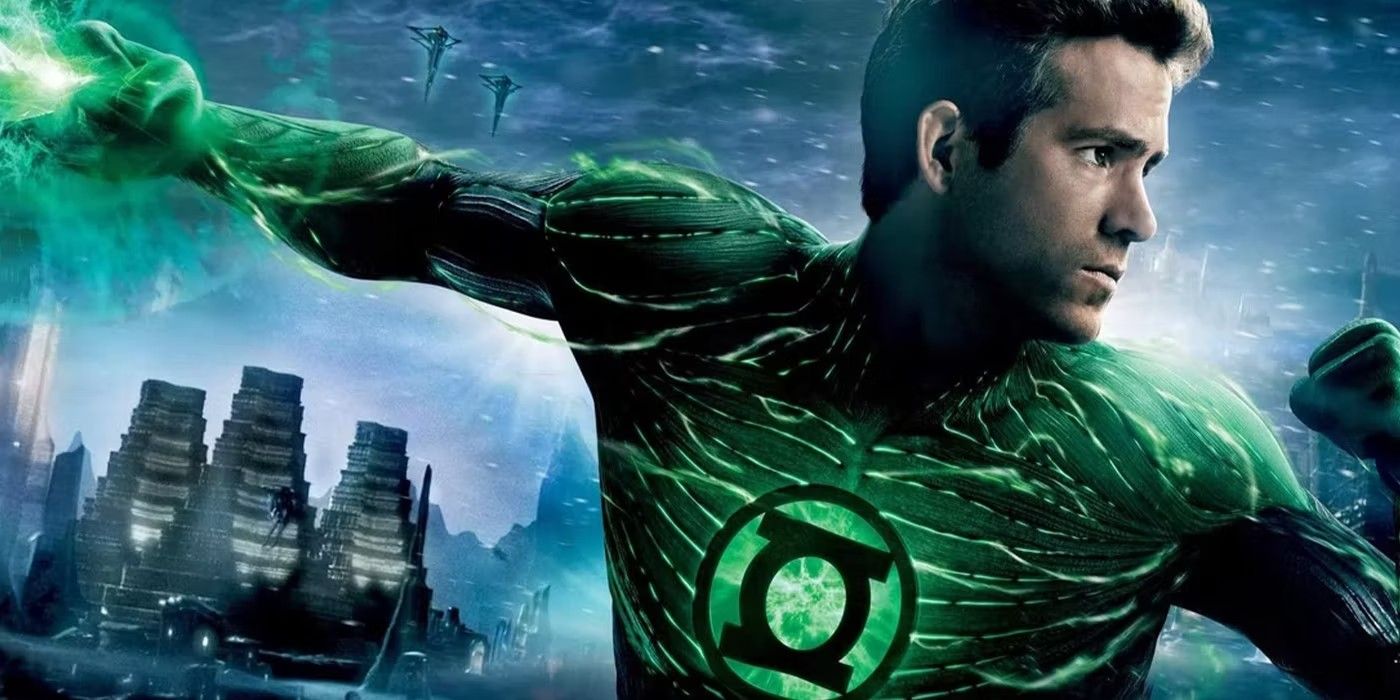 Image of Ryan Reynolds in his Green Lantern uniform.