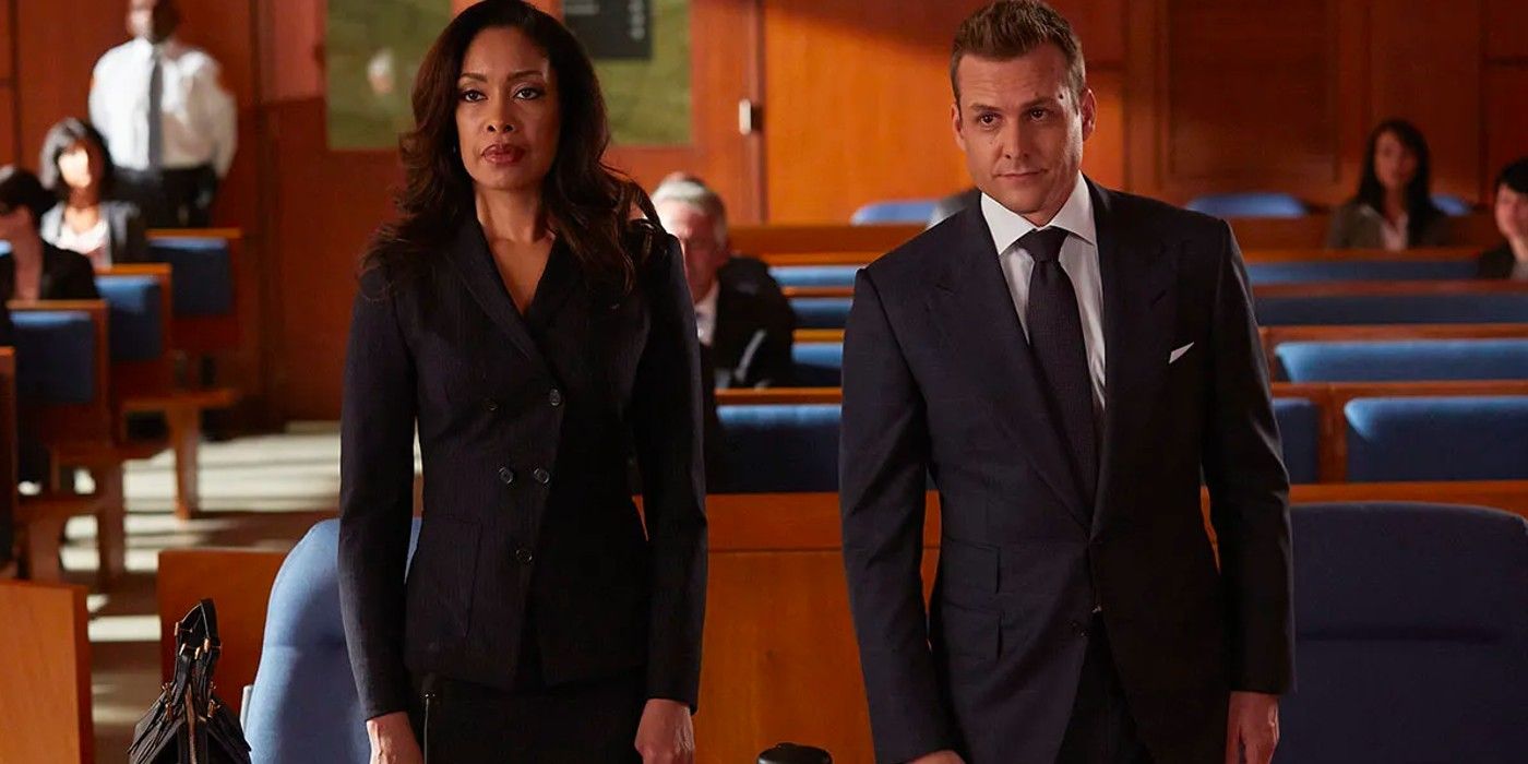Harvey e Julia no tribunal na 4ª temporada de Suits