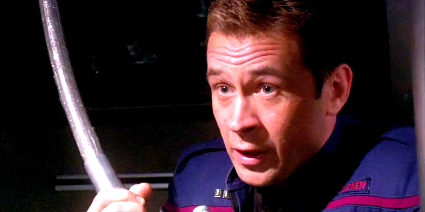 Connor Trinneer as Trip Tucker preparing to die on Star Trek: Enterprise