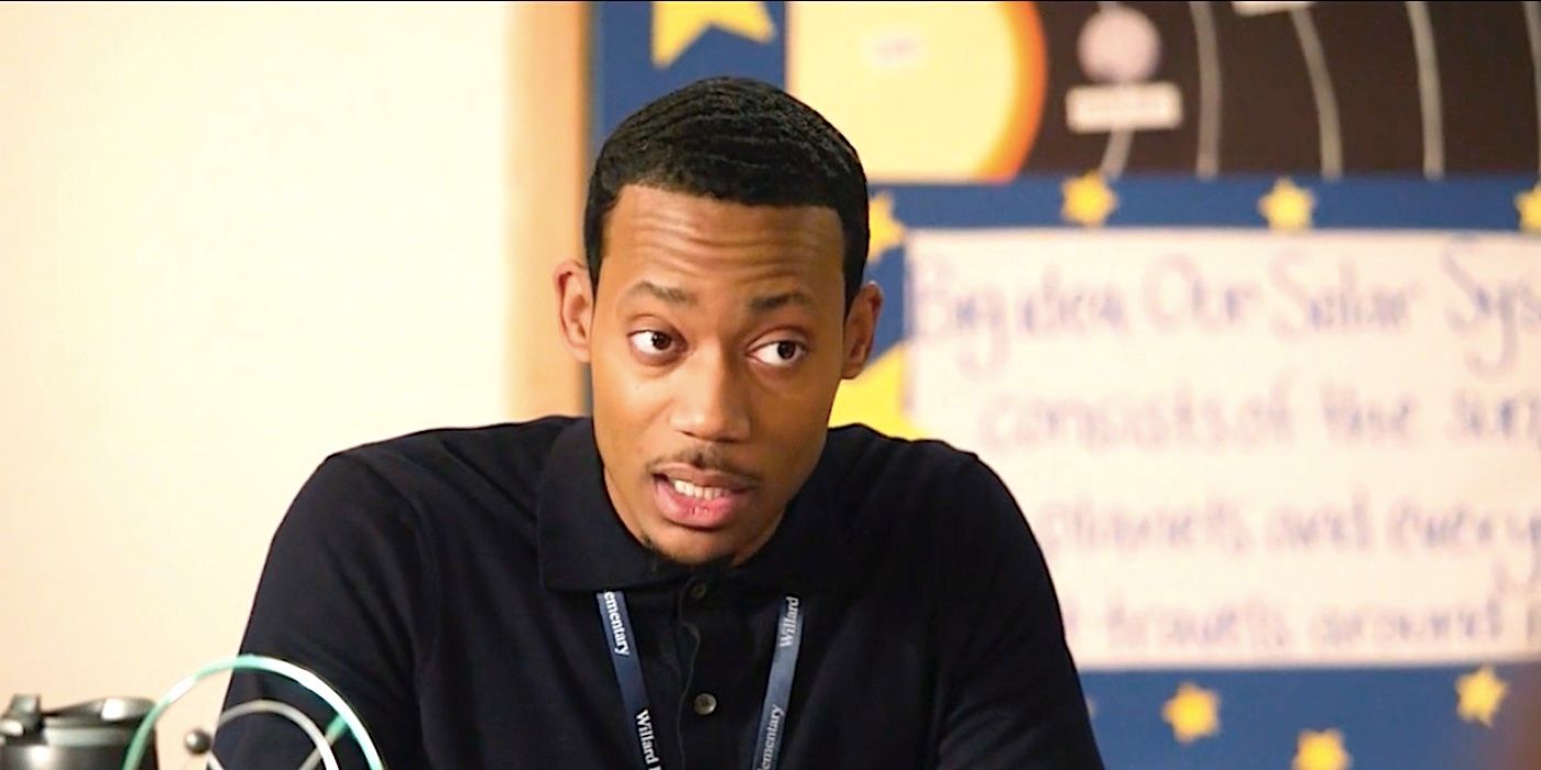 Tyler James Williams' Gregory Abbott Elementary Season 3 Episode 3 Sitting at the Desk and Talking