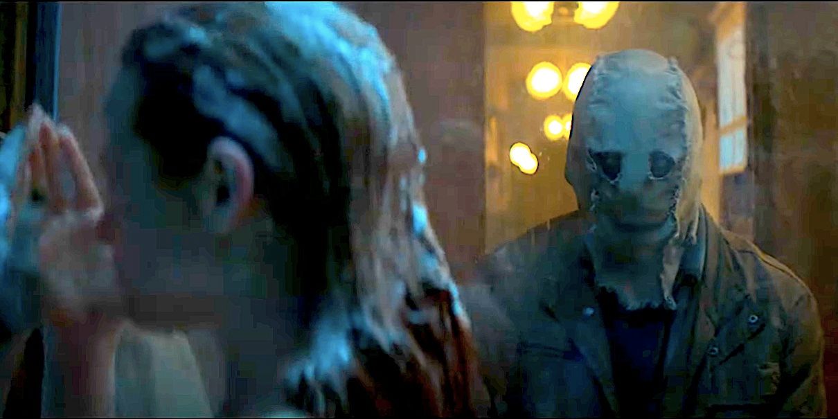 10 Biggest Unanswered Questions & Mysteries The Strangers: Chapter 2 Needs To Solve