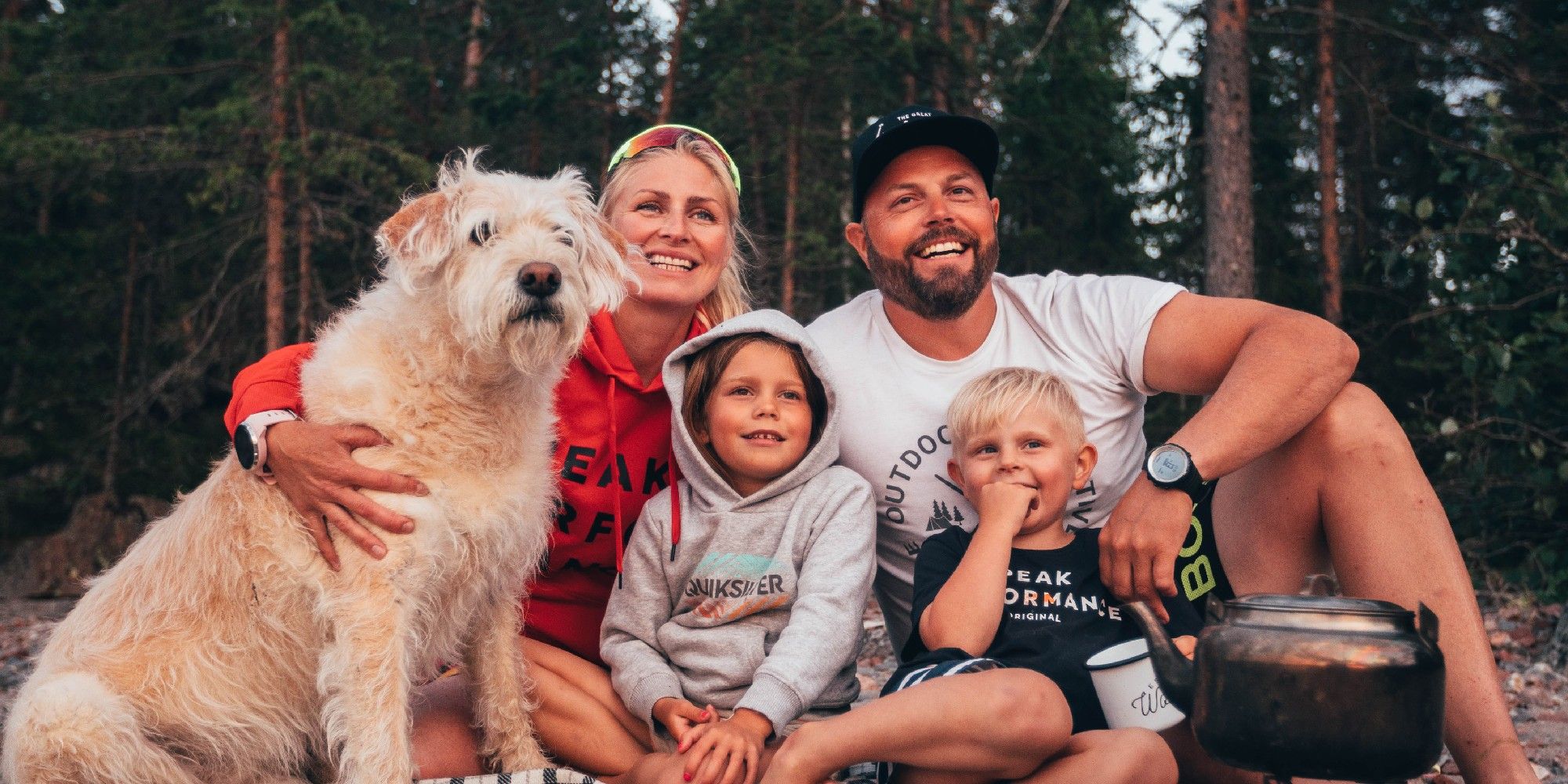 Arthur the dog and Mikael Lindnord's family