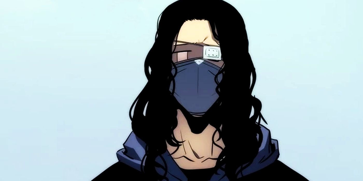 Atsushi Kumamoto in Solo Leveling wearing a mask and an eyepatch and wincing with cartoonish tears flowing out of one eye