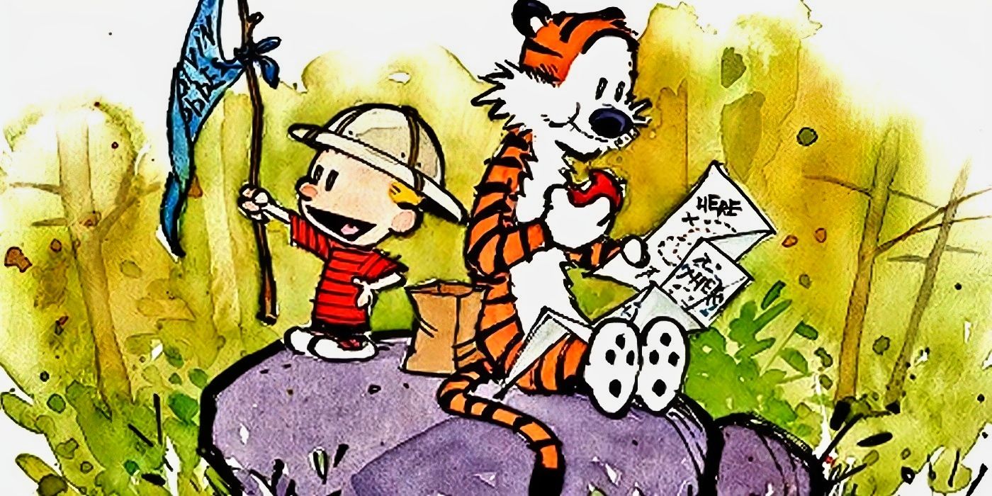 Calvin e Hobbes brincando de faz de conta juntos, Calvin com uma bandeira e Hobbes com um mapa do tesouro.