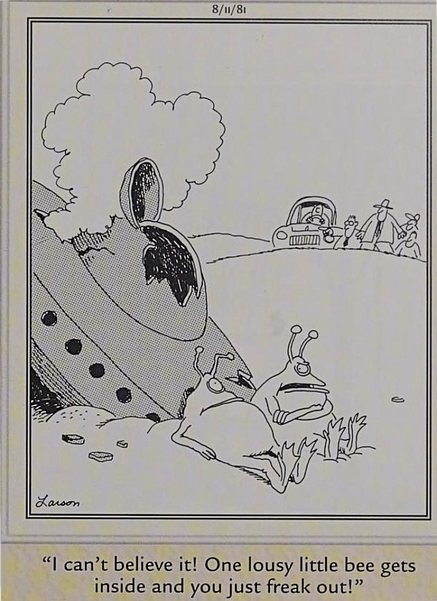 Far Side, bee causes aliens to crash their space ship