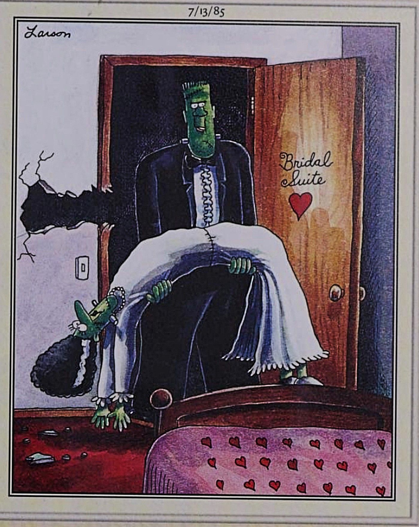 Far Side, Frankenstein carregando sua noiva pela soleira da suíte nupcial