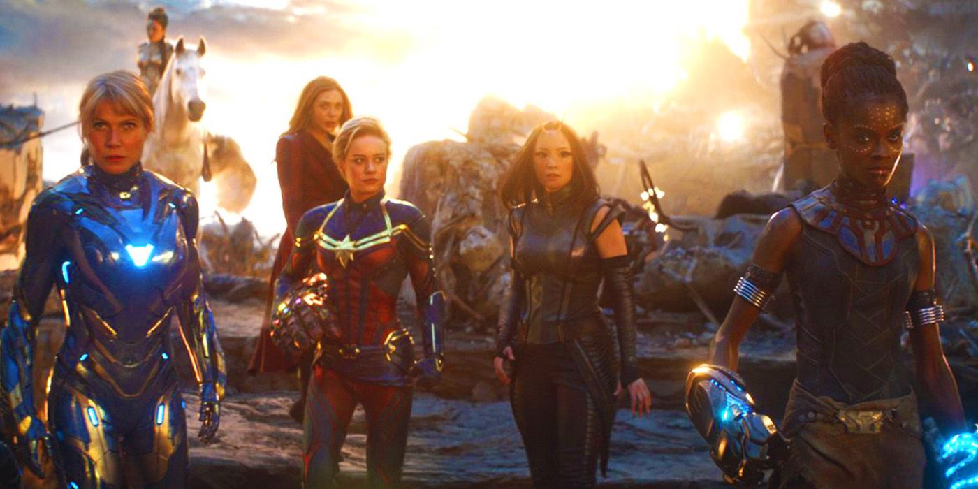 Heróis femininas se unindo durante a Batalha da Terra em Vingadores Ultimato