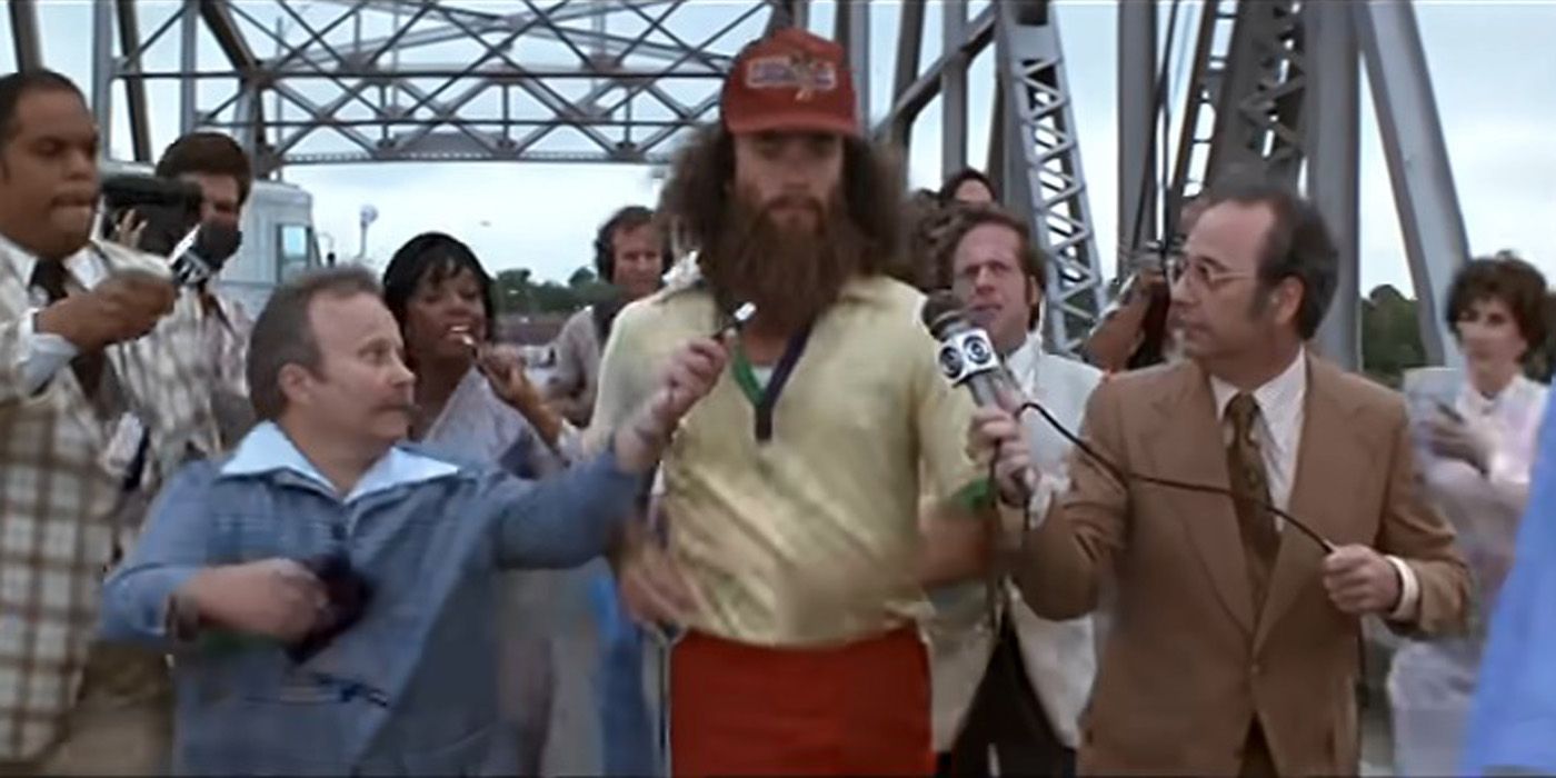 Forrest Gump running with reporters