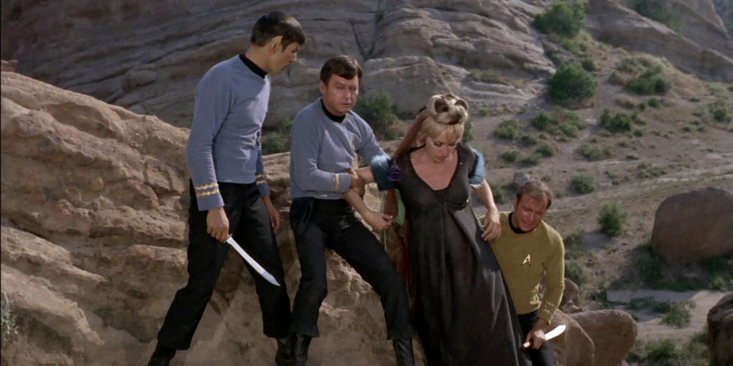 All 10 Star Trek: TOS Episodes Written By D.C. Fontana, Ranked Worst To Best