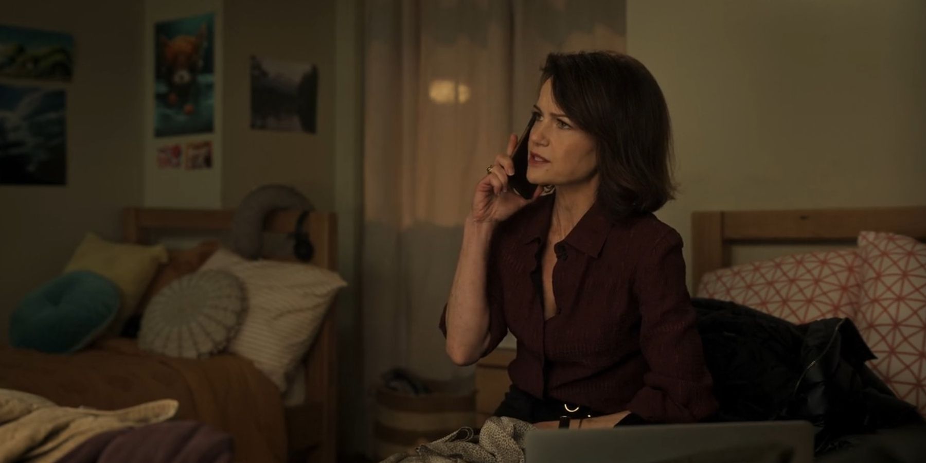 Carla Gugino As Grace On The Phone In The Girls On The Bus.jpg