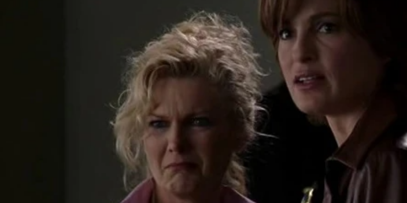 Jackie Madden upset and Benson talking in the SVU episode Head