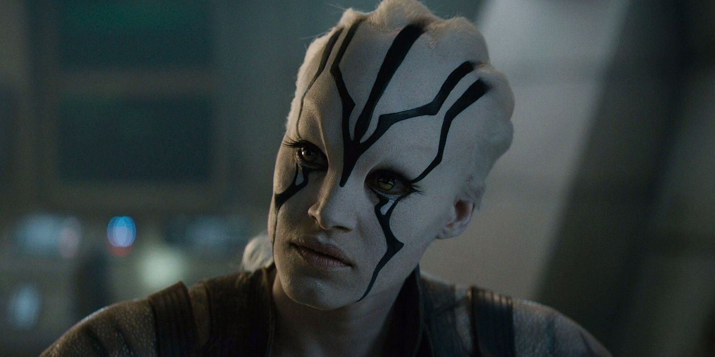 A close up of Sofia Boutella as Jaylah in Star Trek Beyond