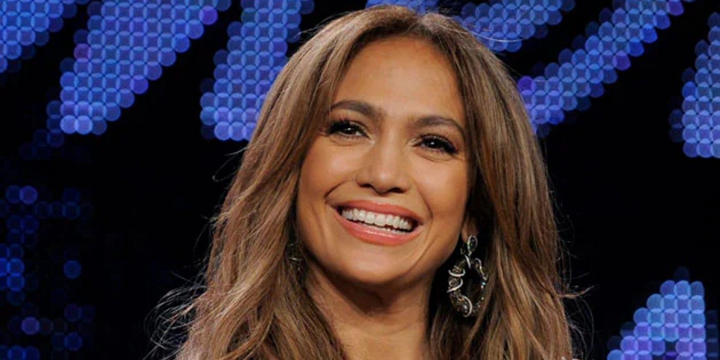 Jennifer Lopez on American Idol Smiling