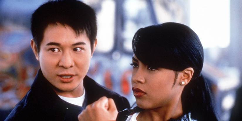 Jet Li and Aaliyah with raised fist in Romeo Must Die
