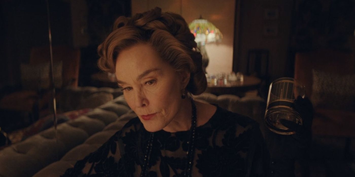 Jessica Lange As Lillie Mae Faulk With A Drink In Hand In Feud: Capote Vs. The Swans.jpg