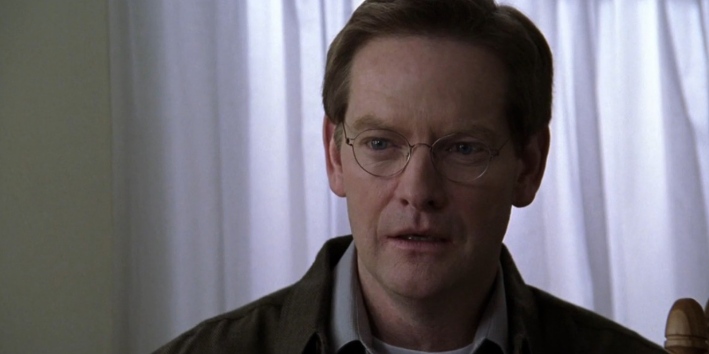 A man in glasses looks confused in the SVU episode Appearances