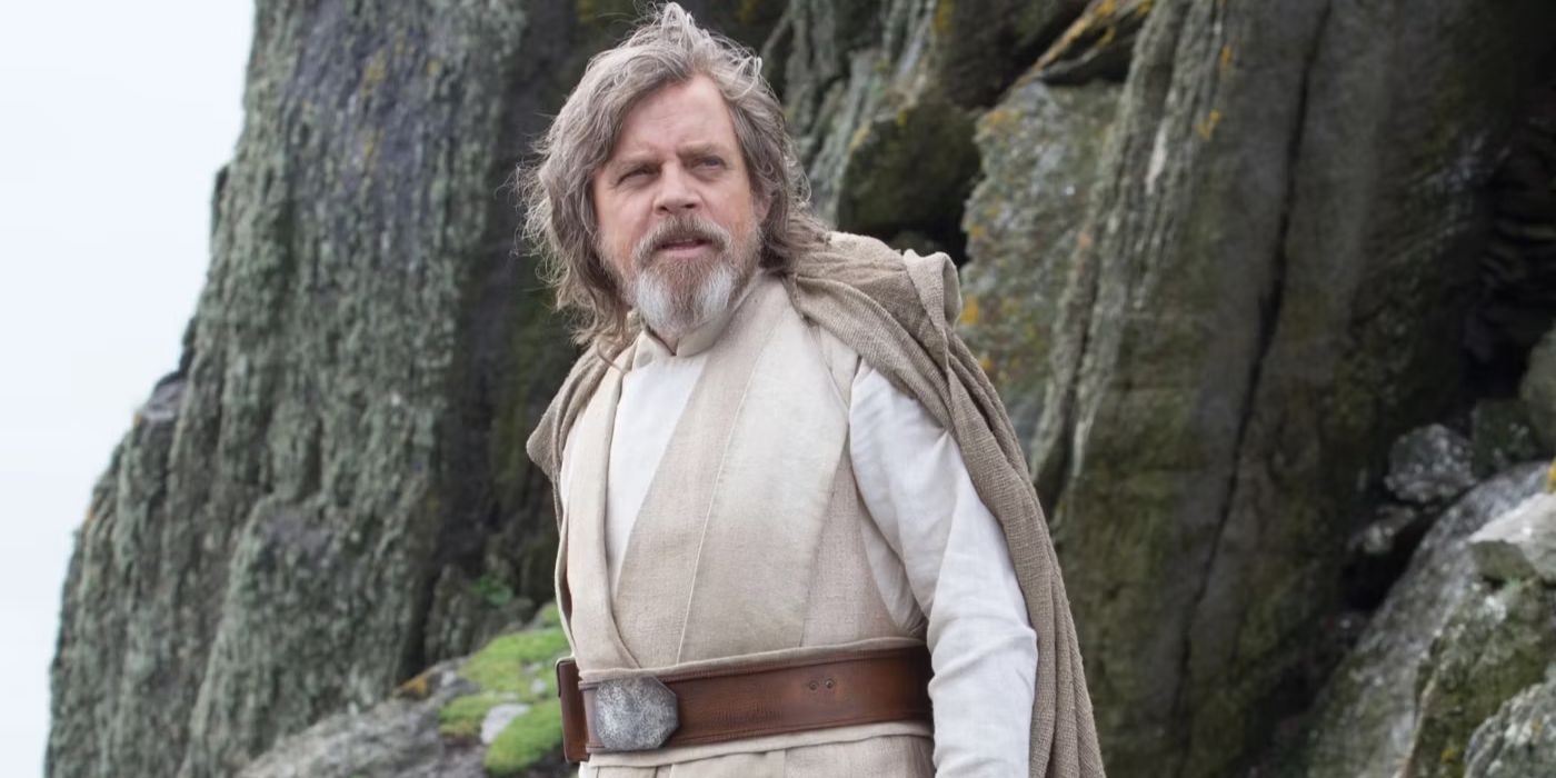 Luke Skywalker from The Last Jedi looking concerned 