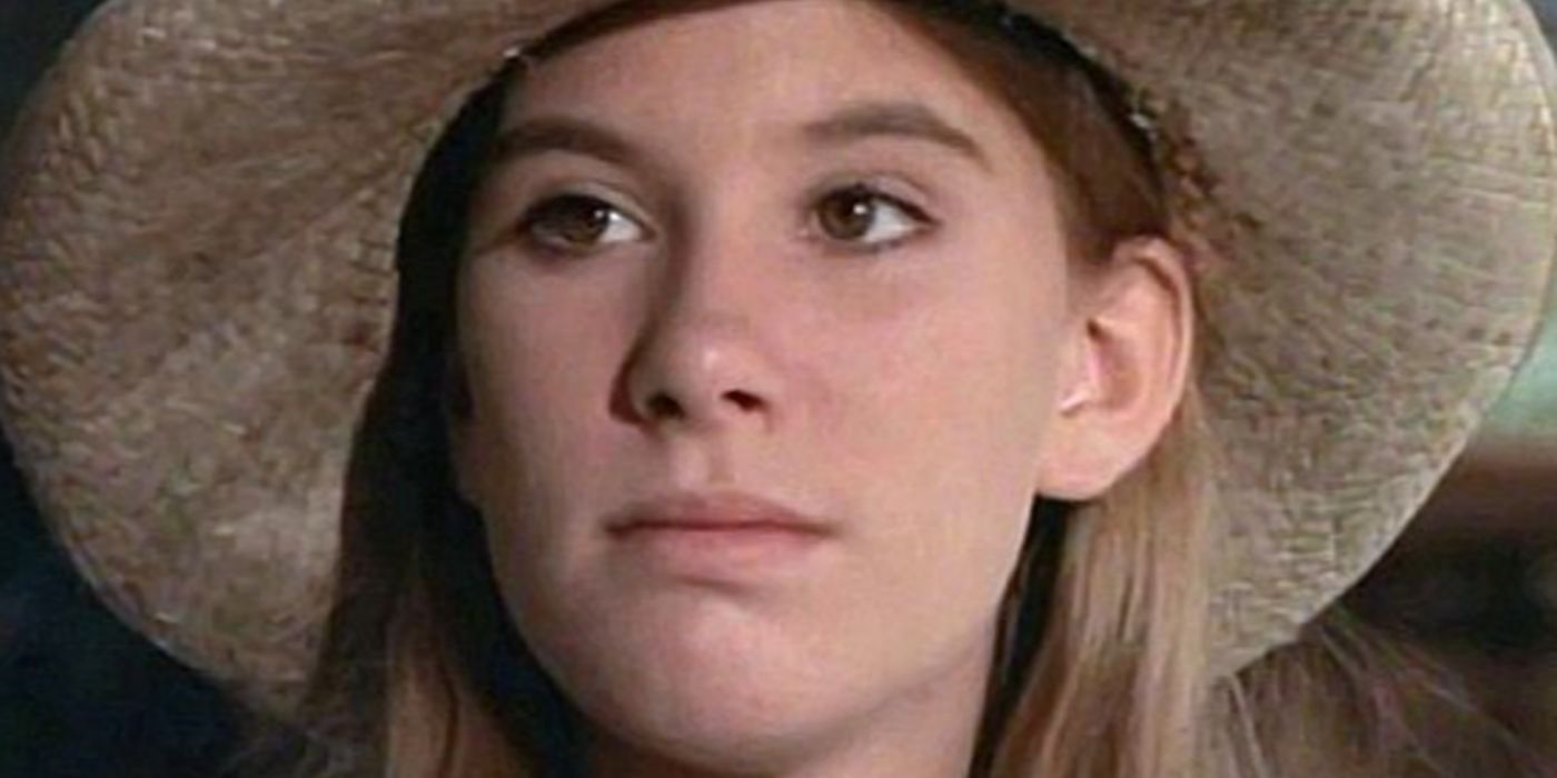 Mary Ellen Walton-Willard-Jones (Judy Norton Taylor) staring with a hat on in The Waltons.