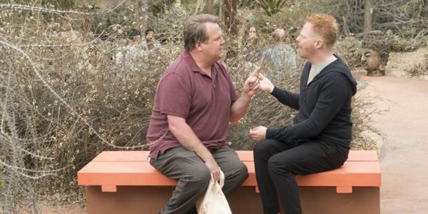 La estrella de Modern Family reflexiona con franqueza sobre el spin-off descartado de Mitch & Cam: "Me sentí un poco herido"