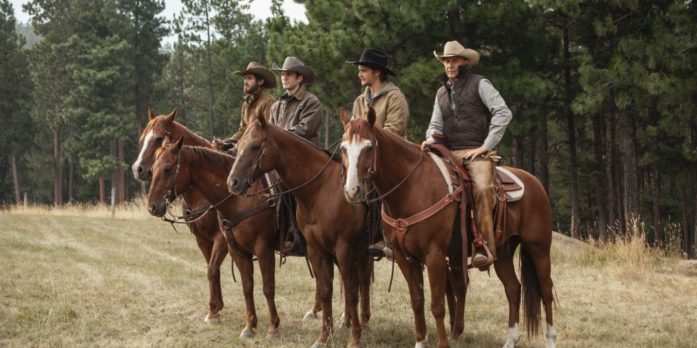 The Duttons riding on their horses in Yellowstone