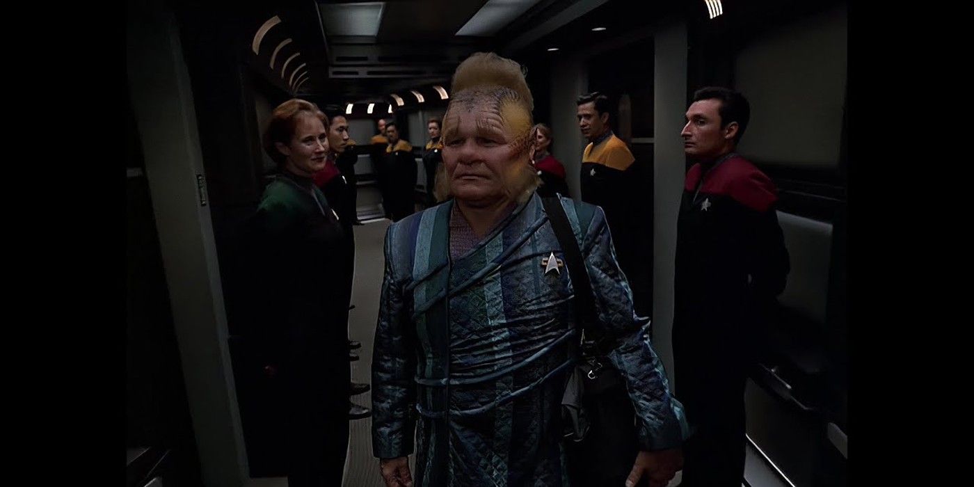 Star Trek: Discoverys Neelix Reference Reveals What Happened After Voyager