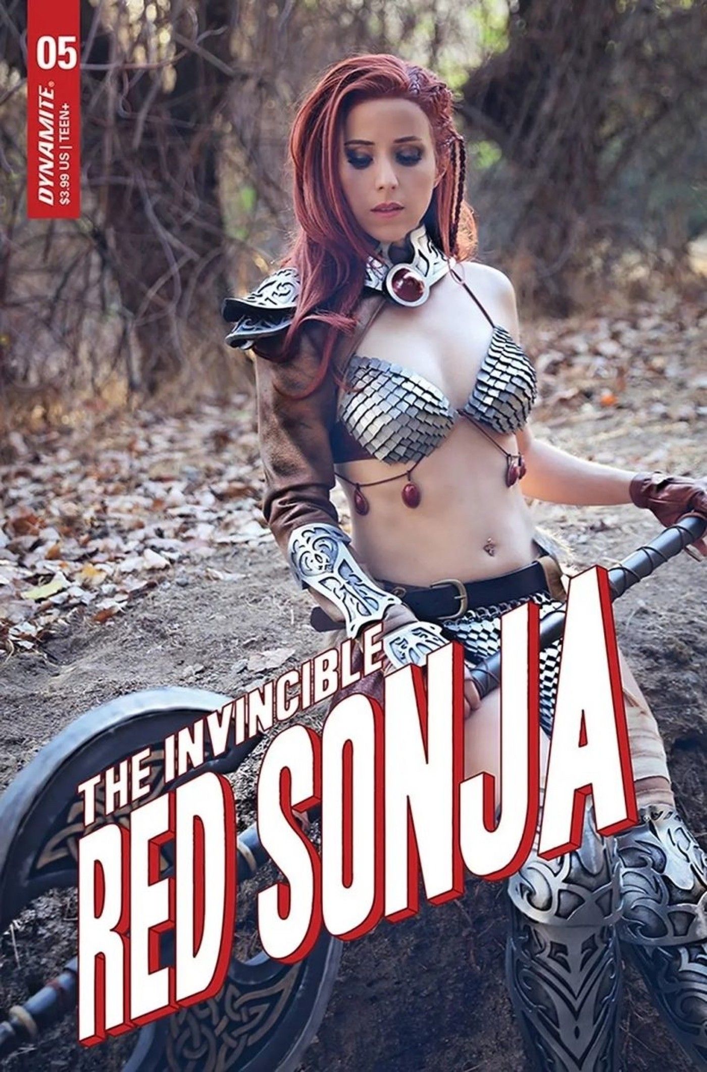 Image of a Red Sonja cosplayer