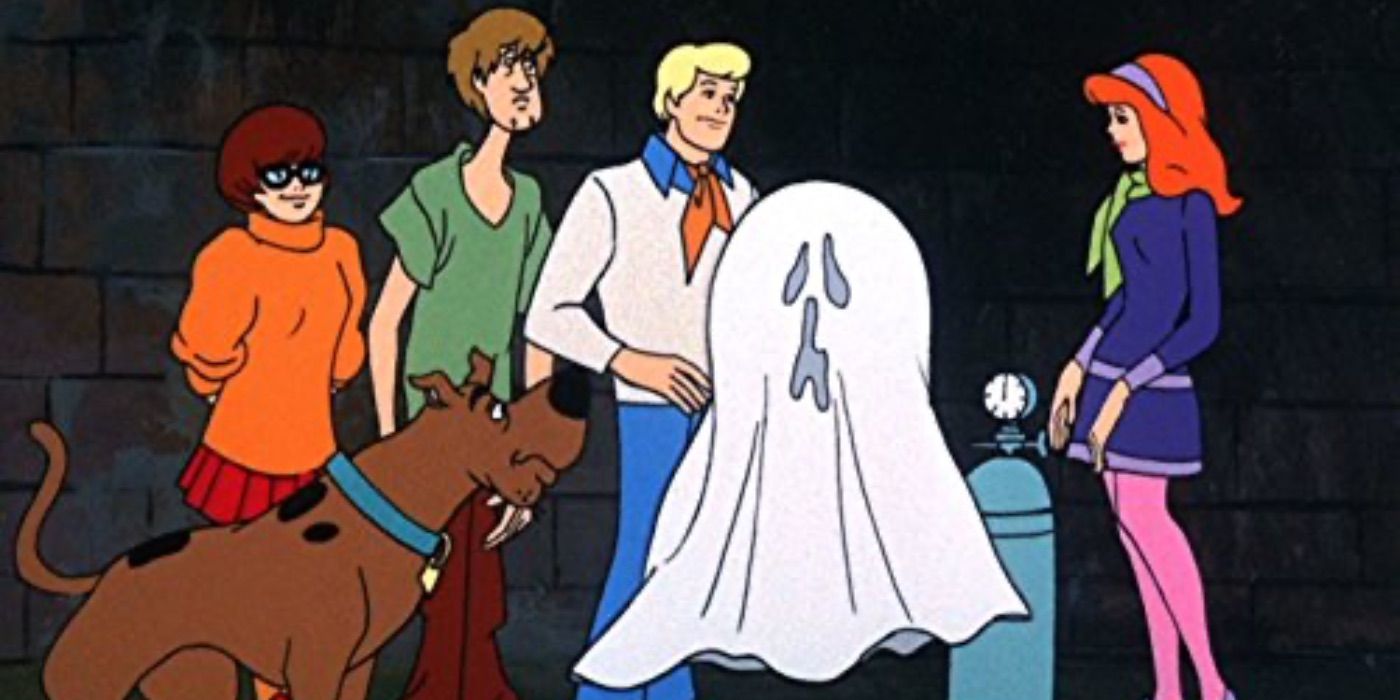 The Mystery Gang with a ghost in Scooby-Doo, Where Are You!