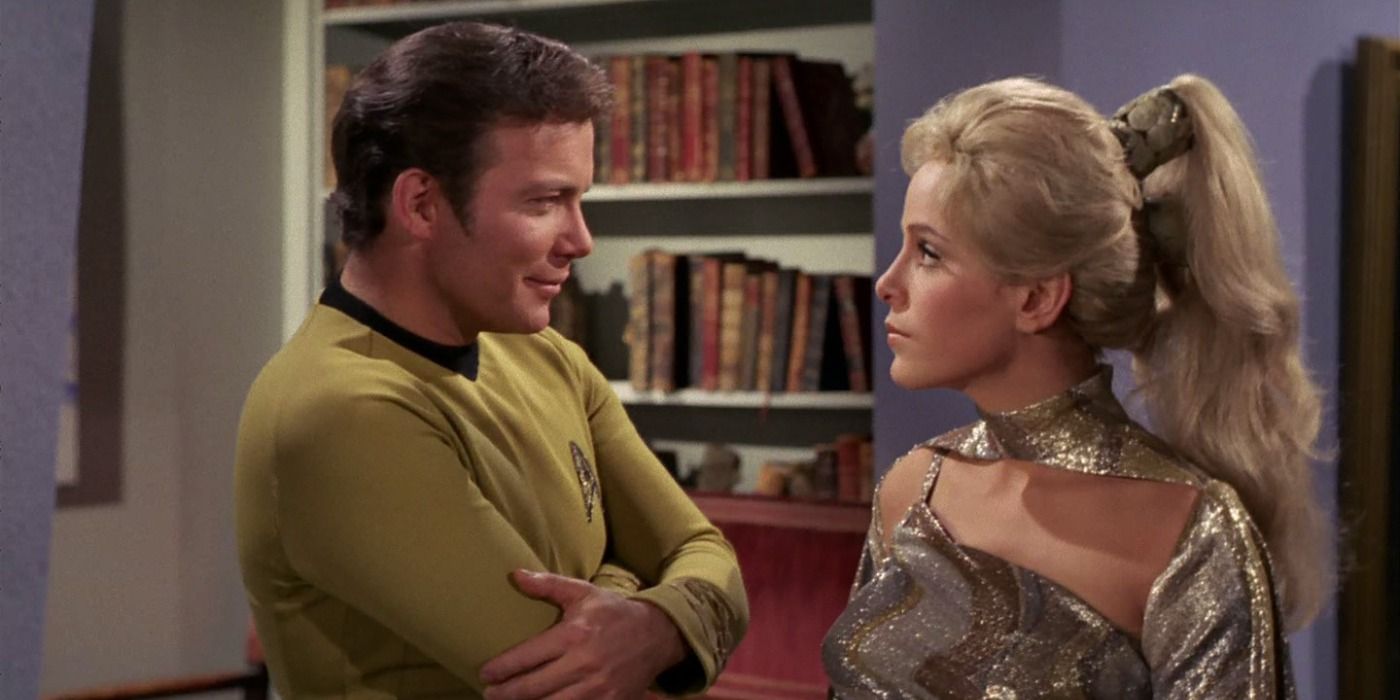 Pike Began A Star Trek Trope That Captain Kirk Took To A Whole New Level