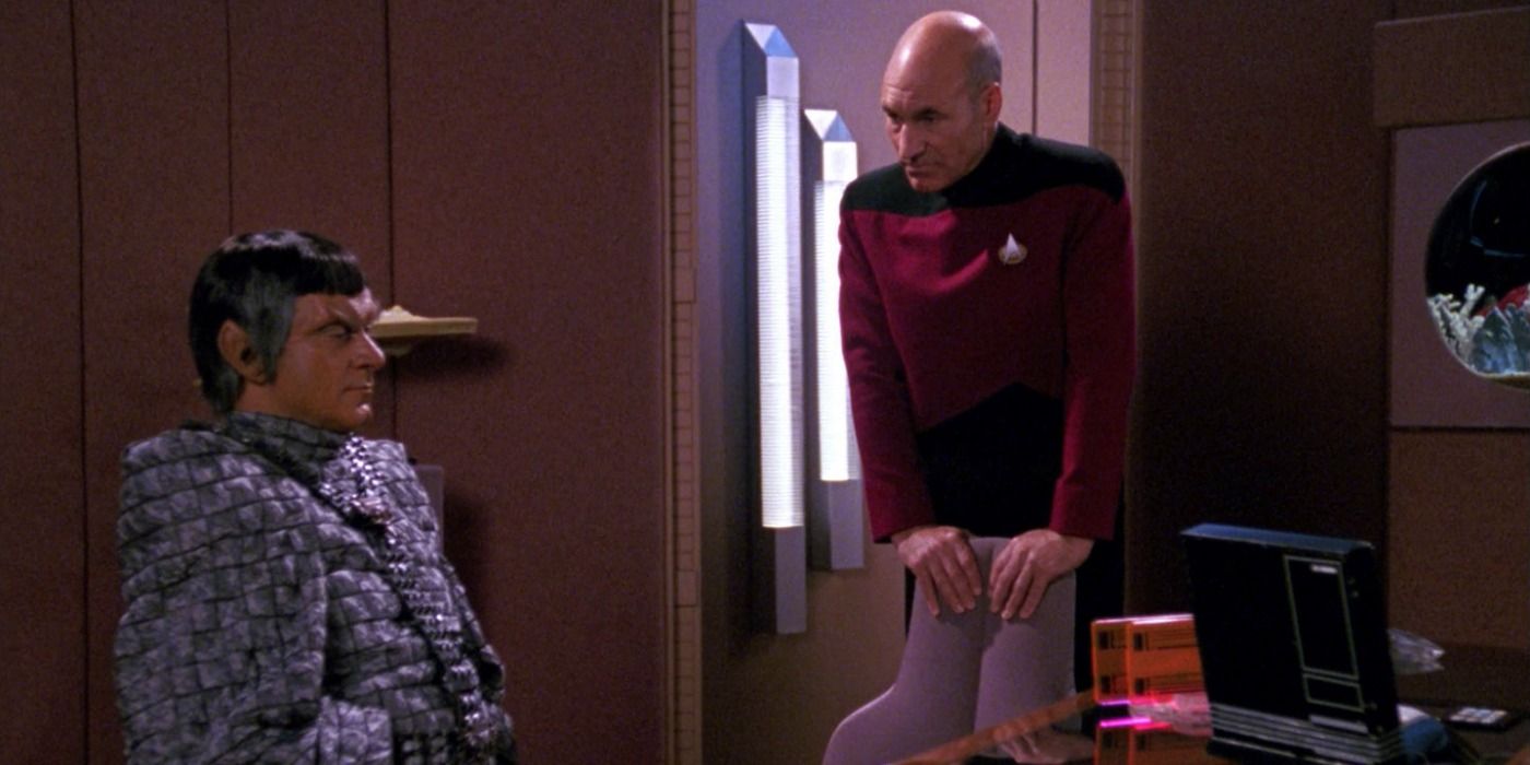 Star Trek: TNG Finally Leaned In On Patrick Stewart's Shakespeare Past