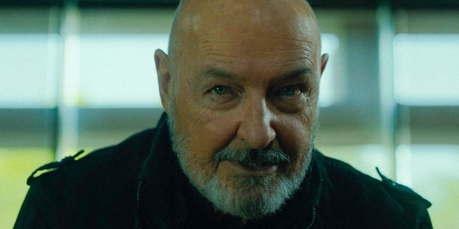 Close-up of Terry O'Quinn as Major General Beale in The Walking Dead: The Ones Who Live.