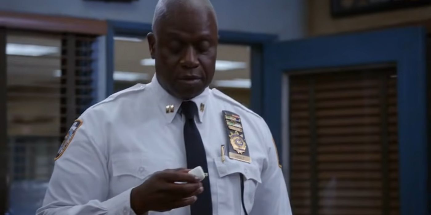 Why A Brooklyn NIne-Nine Revival Likely Won't Happen Emotionally Explained By Amy Santiago Actor