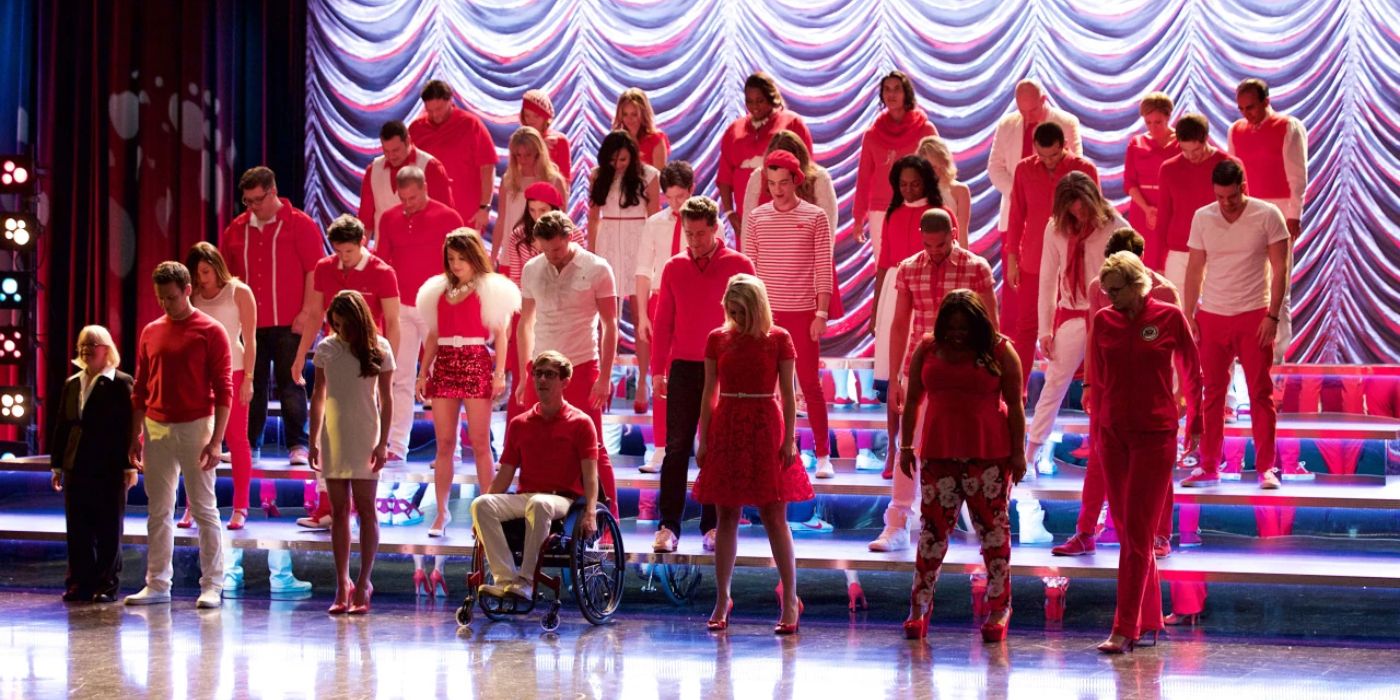 New Directions final performance in the Glee finale